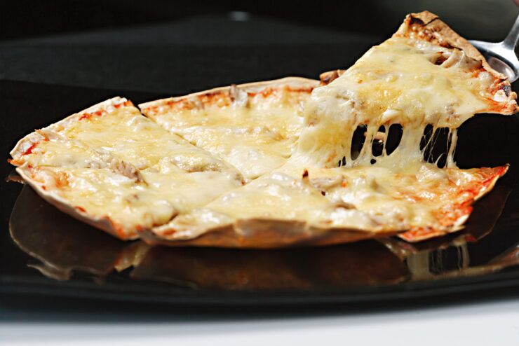 Best Mozzarella for Pizza: Top Picks and Tips for Perfect Melting and